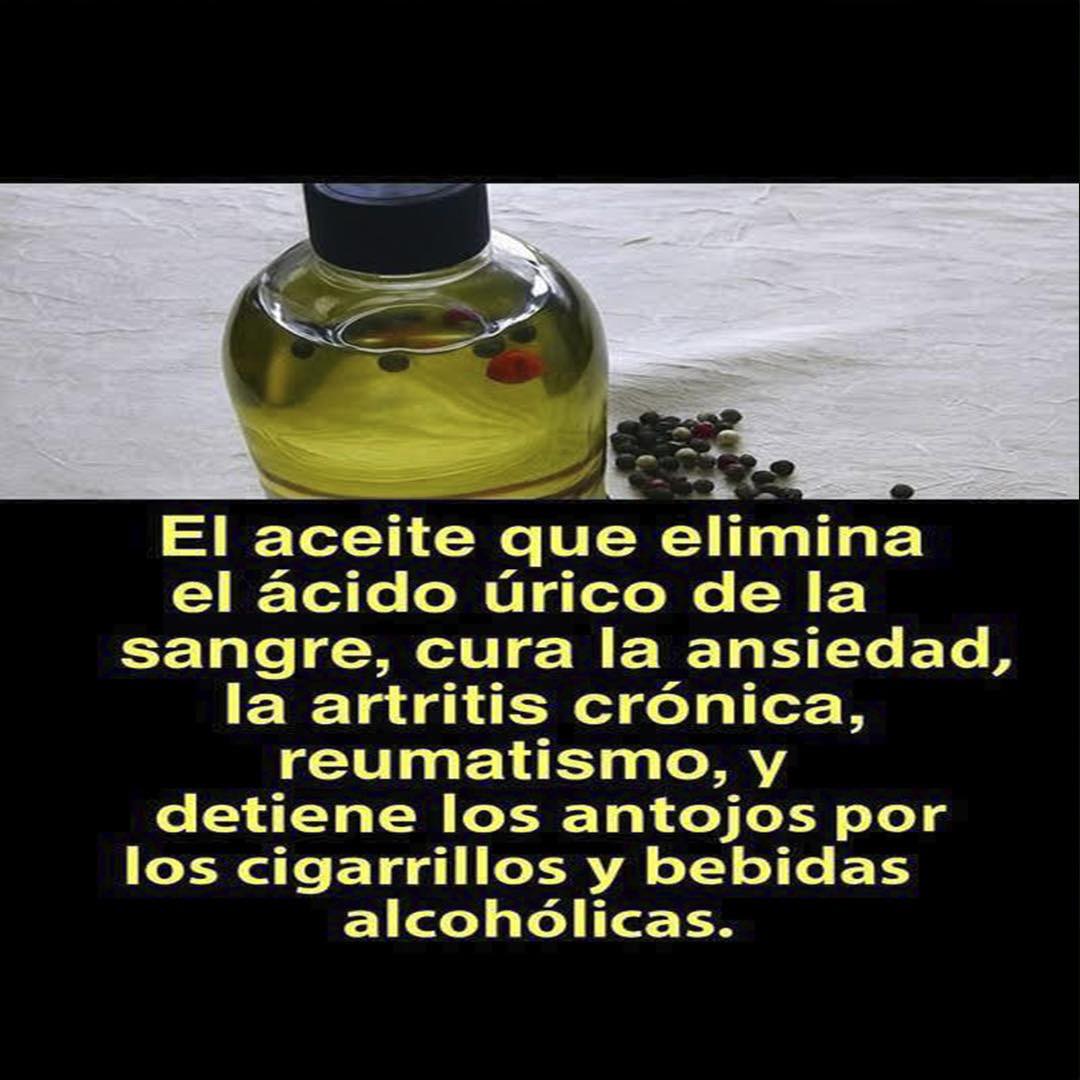Botella de aceite con especias
