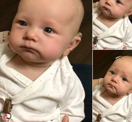 Bebé escuchando a su madre