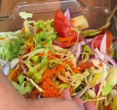 Cómo Hacer una Ensalada Mejor que en un Restaurante: Receta Saludable