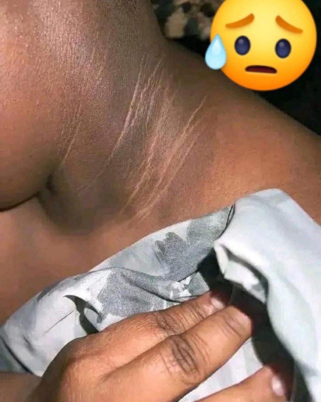Imagen de cuello negro