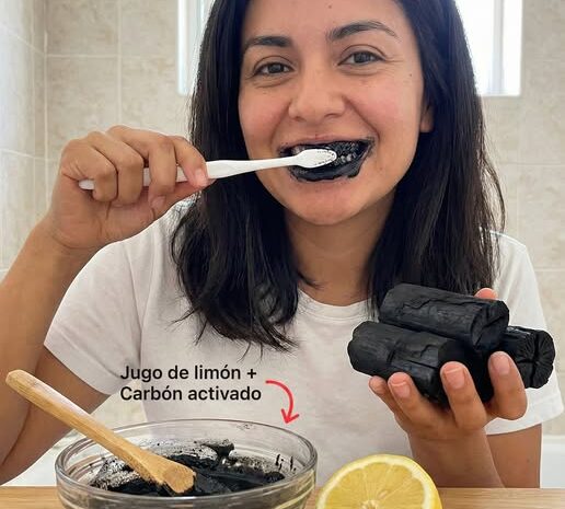 Sonrisa Radiante con Limón y Carbón Activado