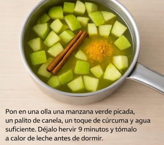 Infusión Nocturna de Manzana Verde Canela y Cúrcuma para Un Abdomen Plano