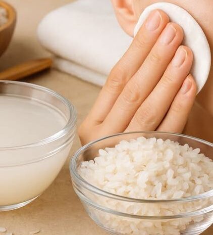 Tónico Facial de Agua de Arroz para Piel Radiante